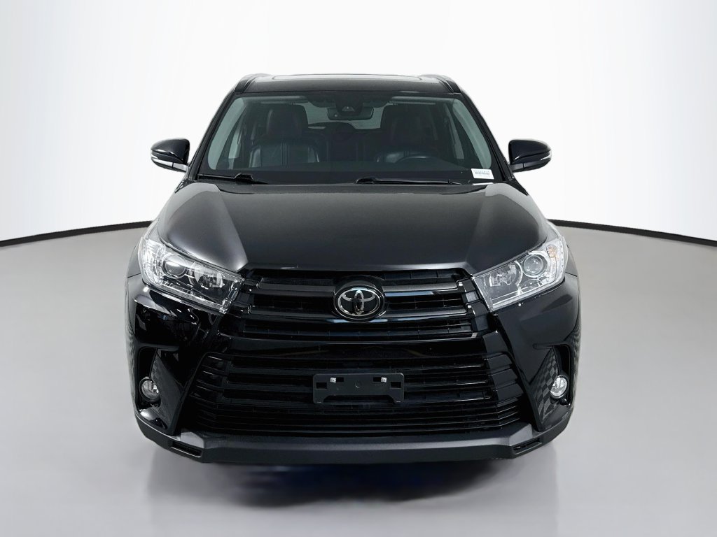 Used 2018 Toyota Highlander SE V6 SUV