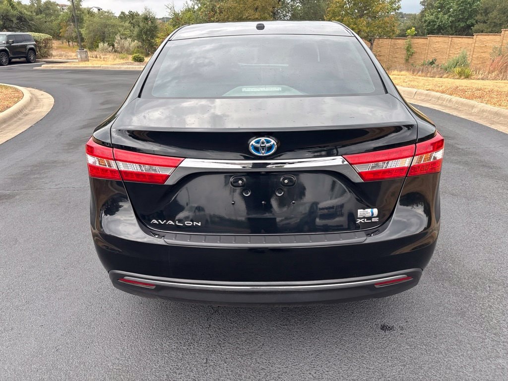Used 2014 Toyota Avalon Hybrid XLE Touring Sedan