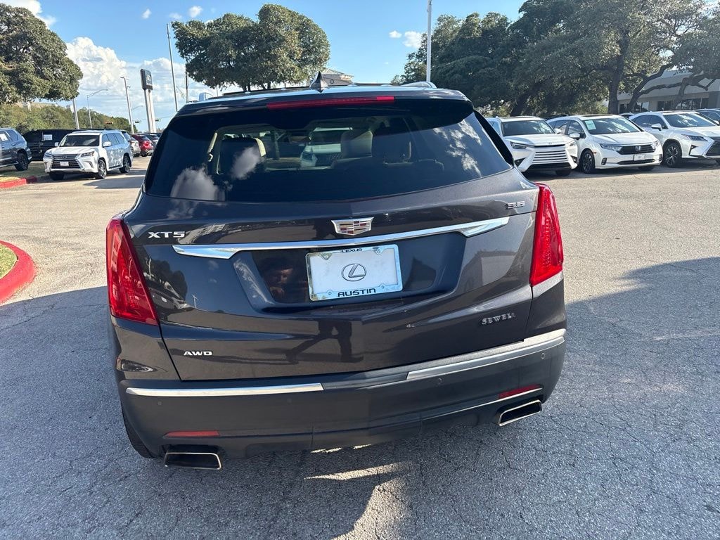 Used 2018 Cadillac XT5 Luxury SUV