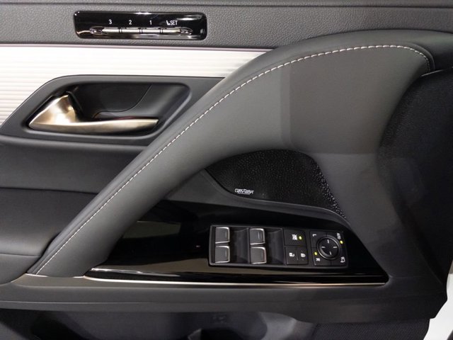 2026 Lexus LX 700h F-Sport - Photo 19