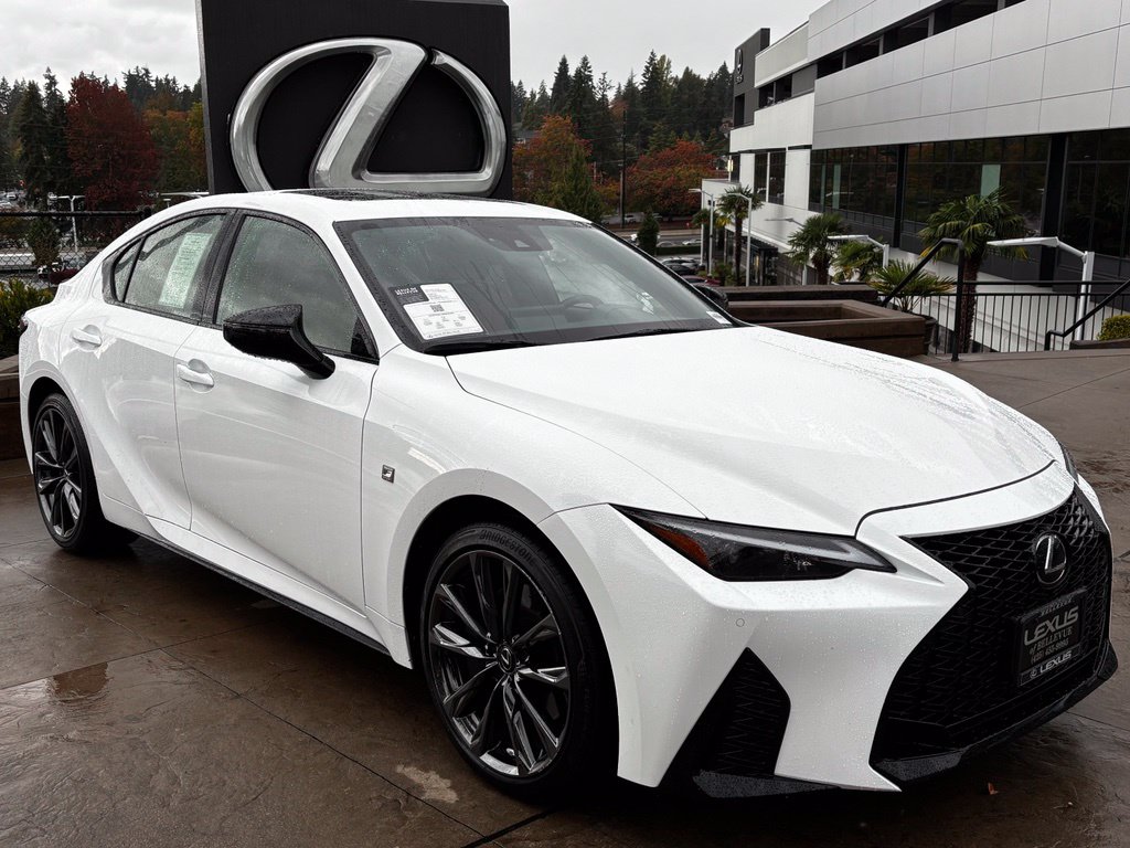 2025 Lexus IS
