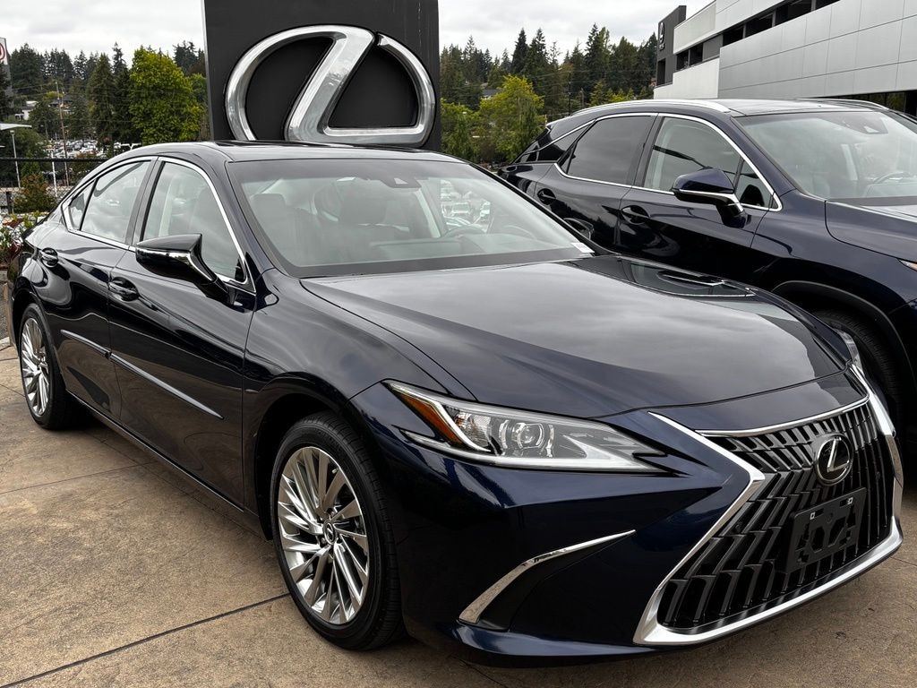Certified 2023 Lexus ES 300h LUXURY SEDAN
