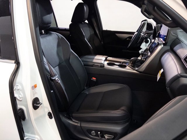 2026 Lexus LX 700h F-Sport - Photo 15