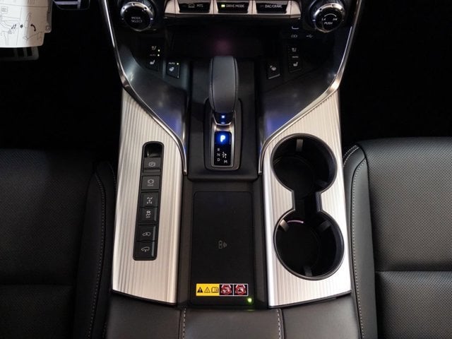 2026 Lexus LX 700h F-Sport - Photo 23