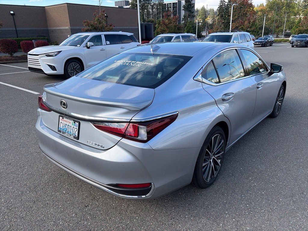 Certified 2025 Lexus ES ES 300h SEDAN