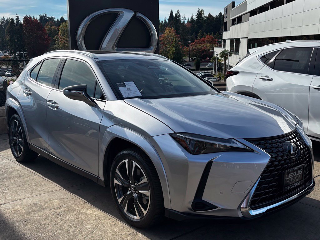 2025 Lexus UX Hybrid