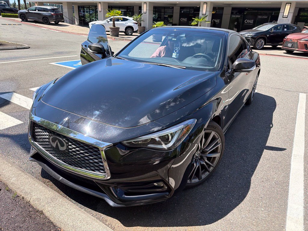 2017 INFINITI Q60 Coupe Red Sport