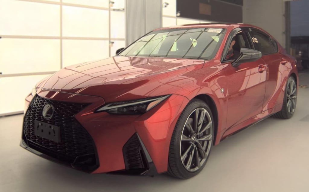 2025 Lexus IS