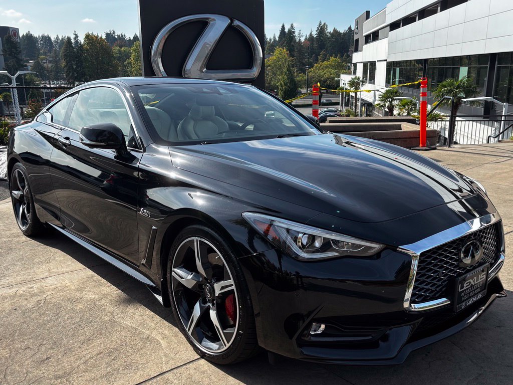2018 INFINITI Q60 Coupe RED SPORT