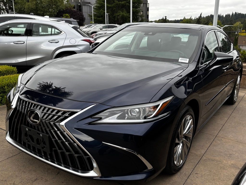 Certified 2023 Lexus ES 300h LUXURY SEDAN