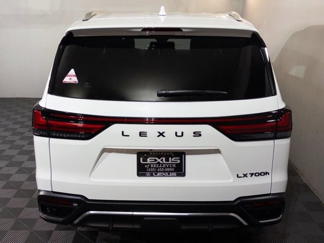 2026 Lexus LX 700h F-Sport - Photo 7