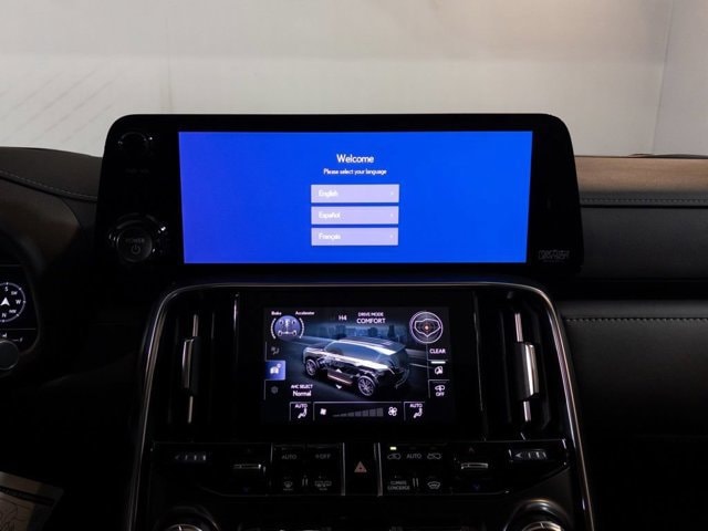 2026 Lexus LX 700h F-Sport - Photo 22