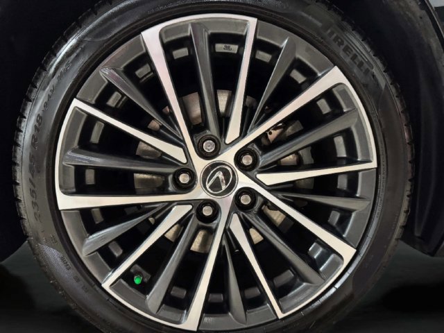 2024 Lexus ES 350 - Photo 31