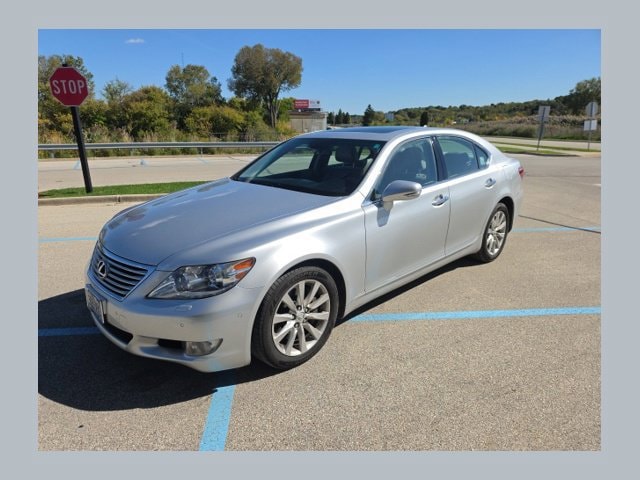 2012 Lexus LS Base