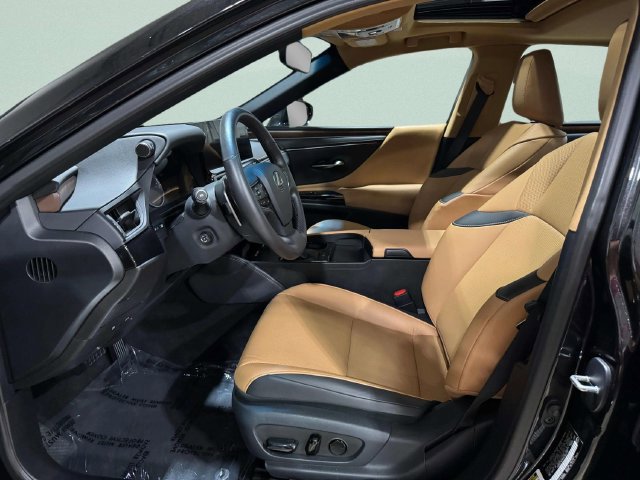 2024 Lexus ES 350 - Photo 24