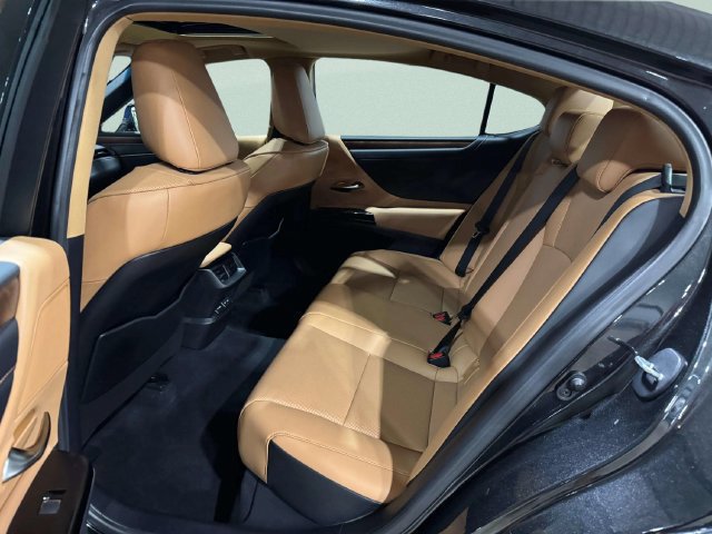 2024 Lexus ES 350 - Photo 25