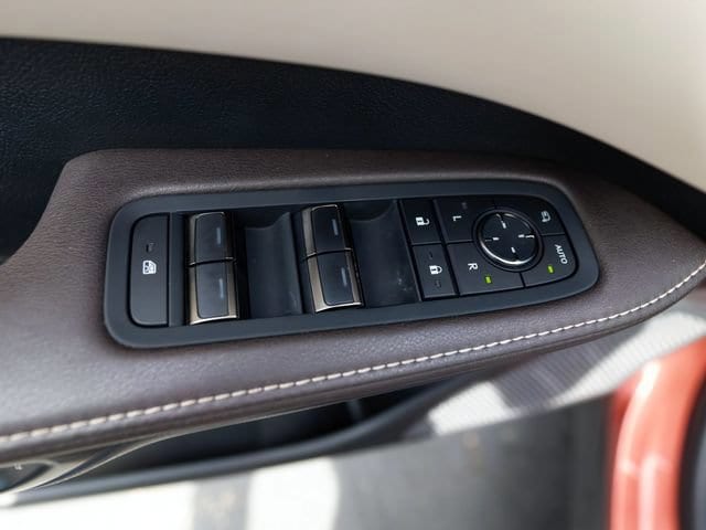 2024 Lexus RX 350 - Photo 21