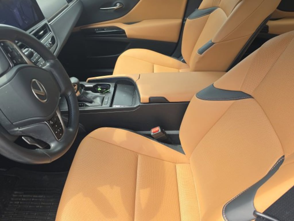 Used 2023 Lexus ES 250 Sedan
