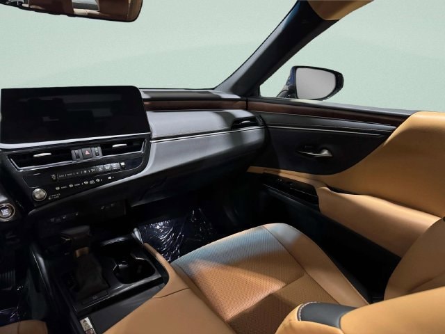 2024 Lexus ES 350 - Photo 12