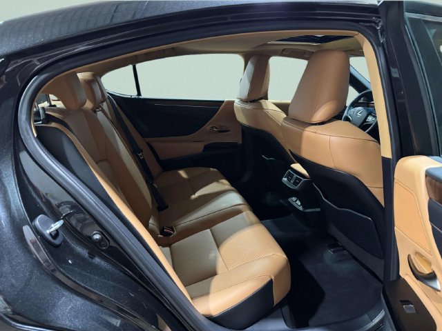2024 Lexus ES 350 - Photo 26