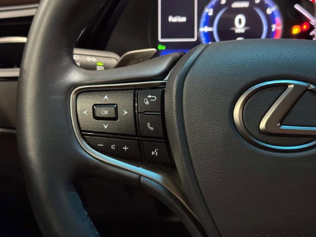 2024 Lexus ES 350 - Photo 16