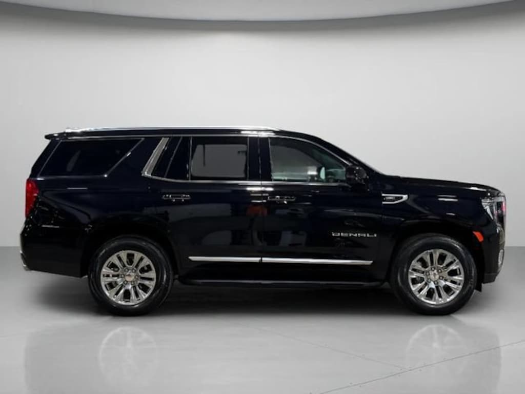 Used 2024 GMC Yukon Denali SUV