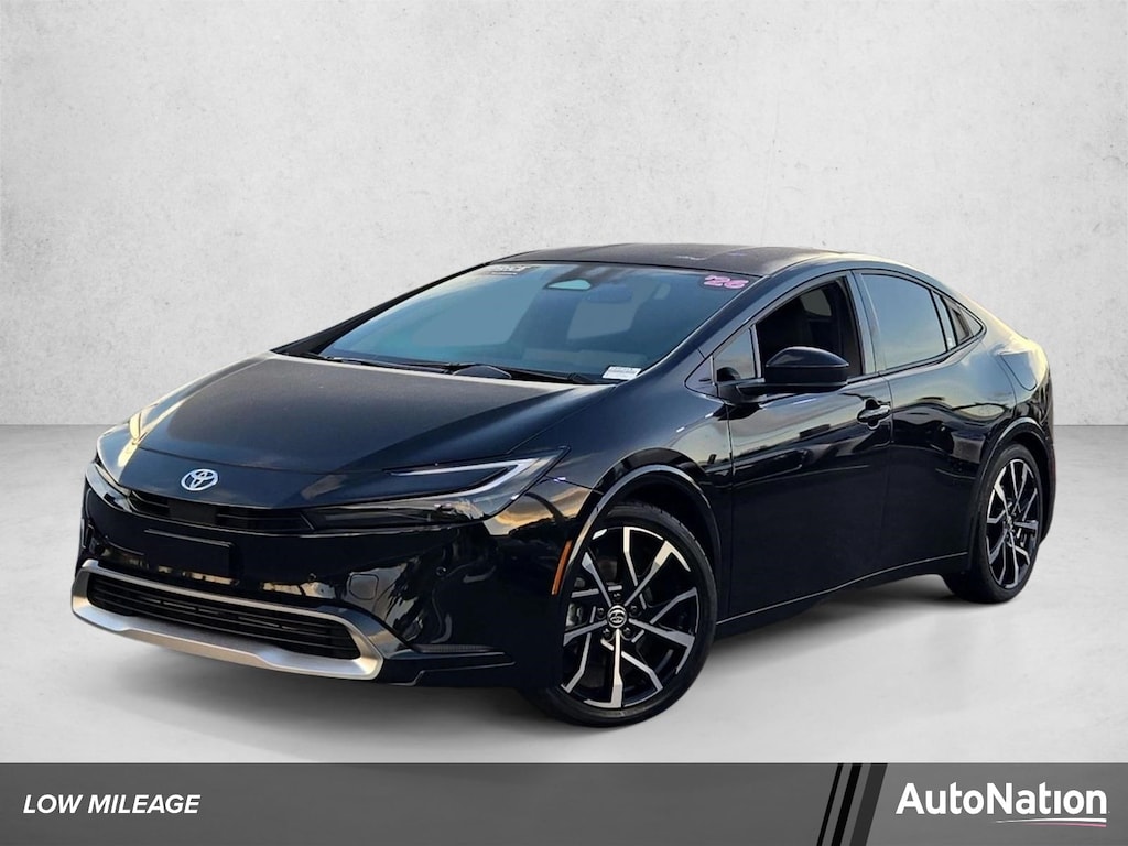 Used 2026 Toyota Prius Plug-In Hybrid XSE Hatchback