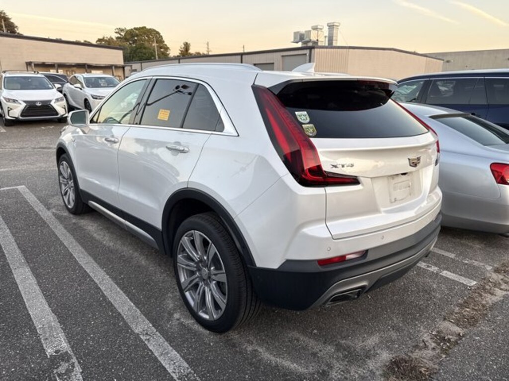 Used 2020 CADILLAC XT4 FWD Premium Luxury