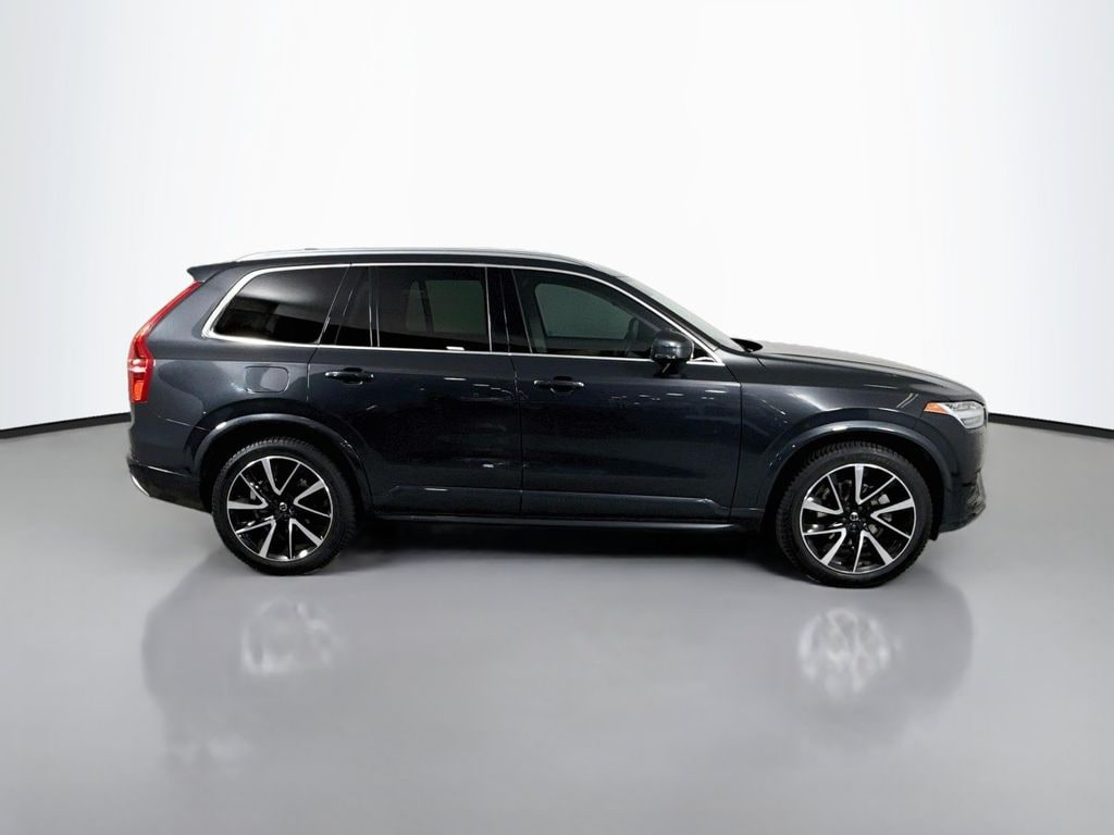 Used 2021 Volvo XC90 T6 Momentum SUV