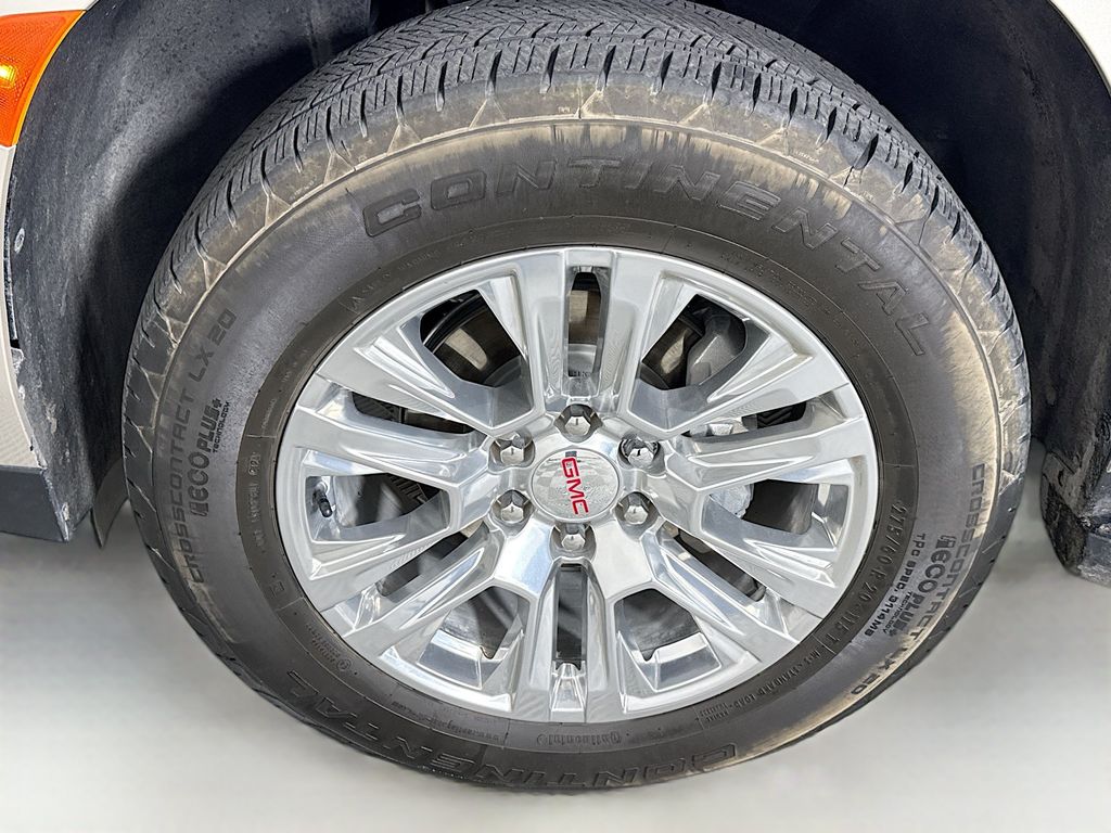 2024 GMC Yukon Denali - Photo 31