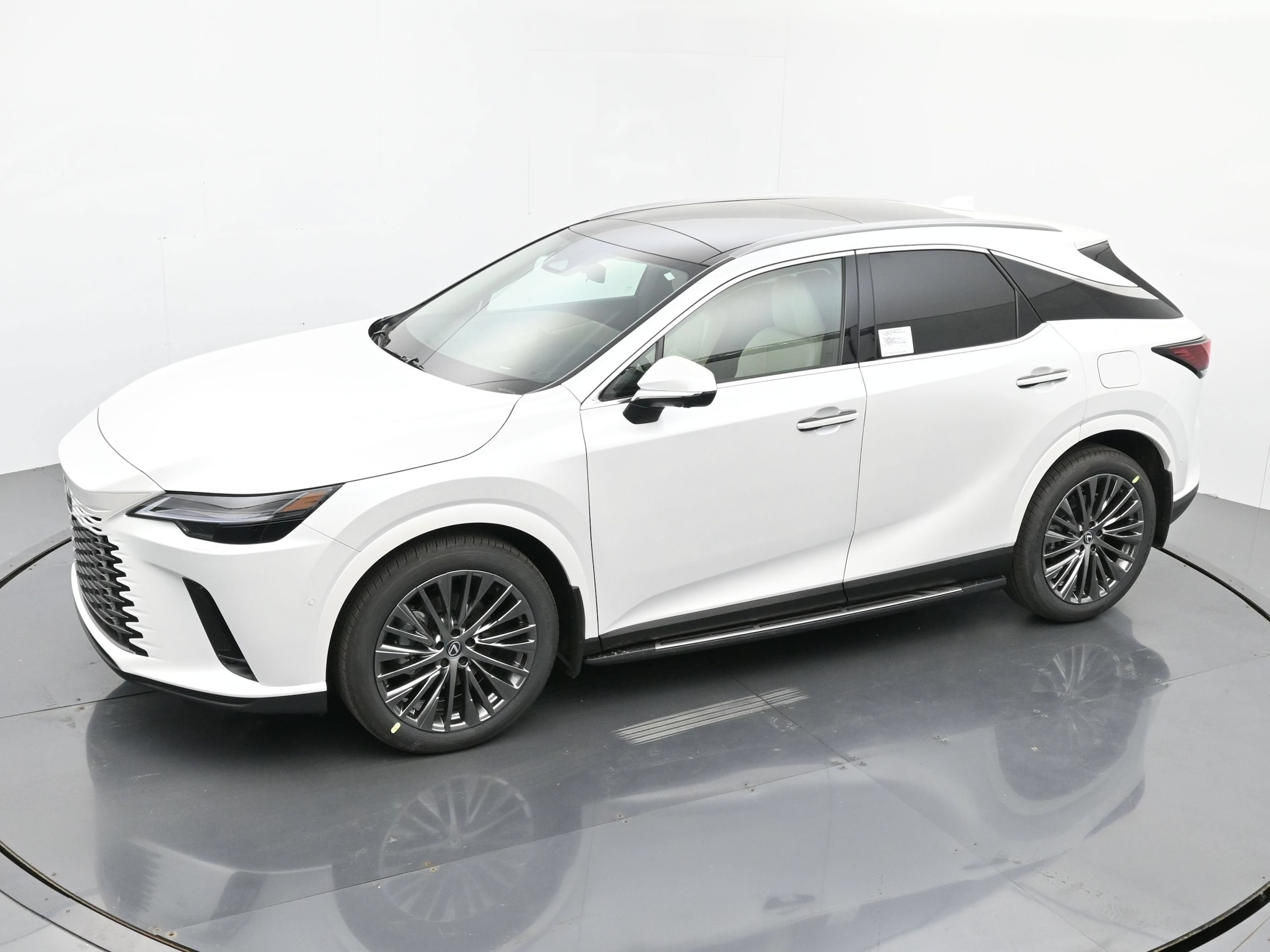 2025 Lexus RX 350 - Photo 23