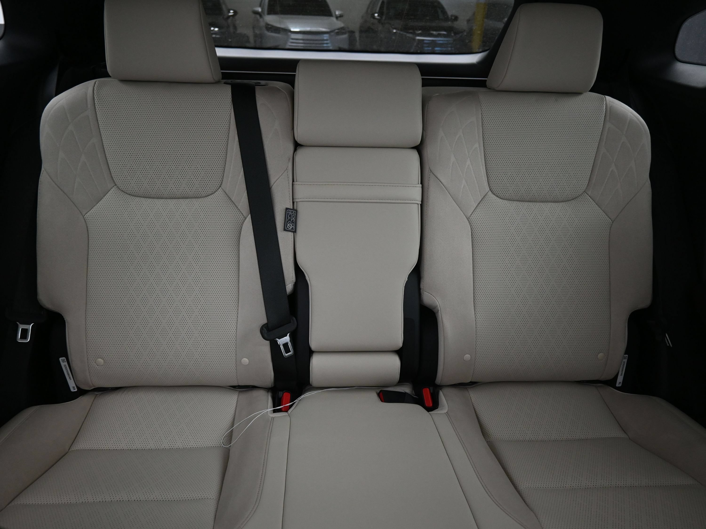 2025 Lexus RX 350 - Photo 14