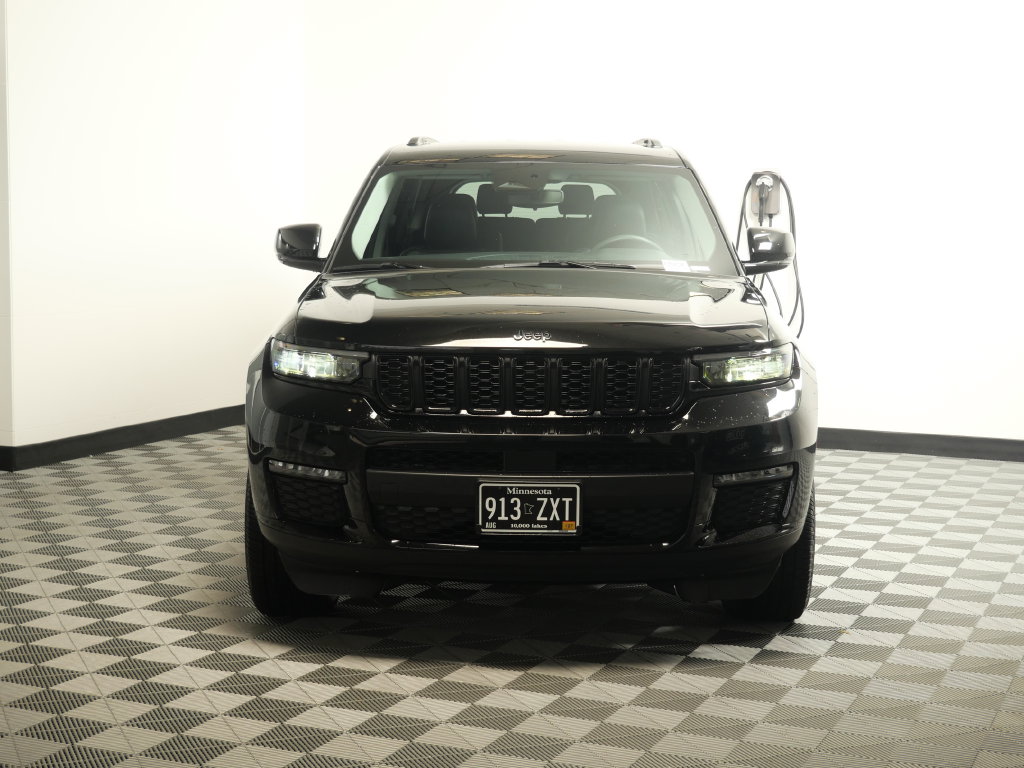 Used 2023 Jeep Grand Cherokee L Limited with VIN 1C4RJKBG8P8733323 for sale in Maplewood, Minnesota