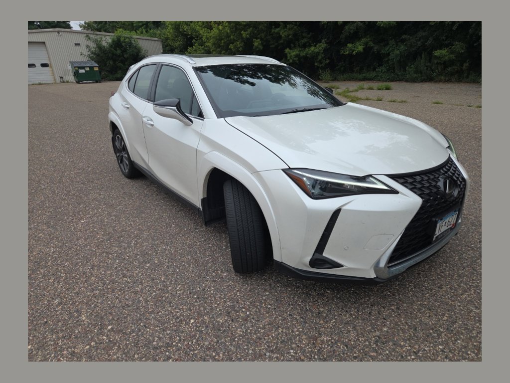  LEXUS UX