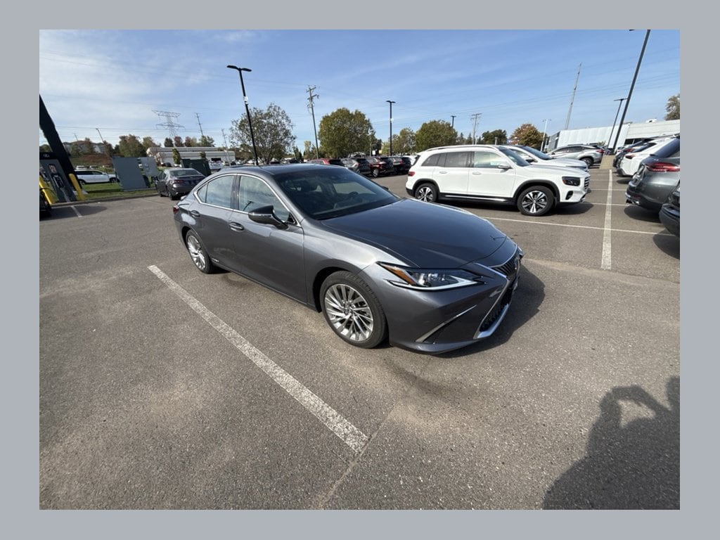 2020 Lexus ES Hybrid
