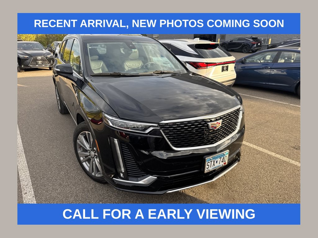  Cadillac XT6