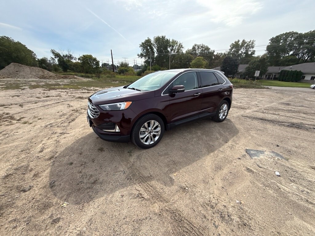 Used 2024 Ford Edge Titanium SUV