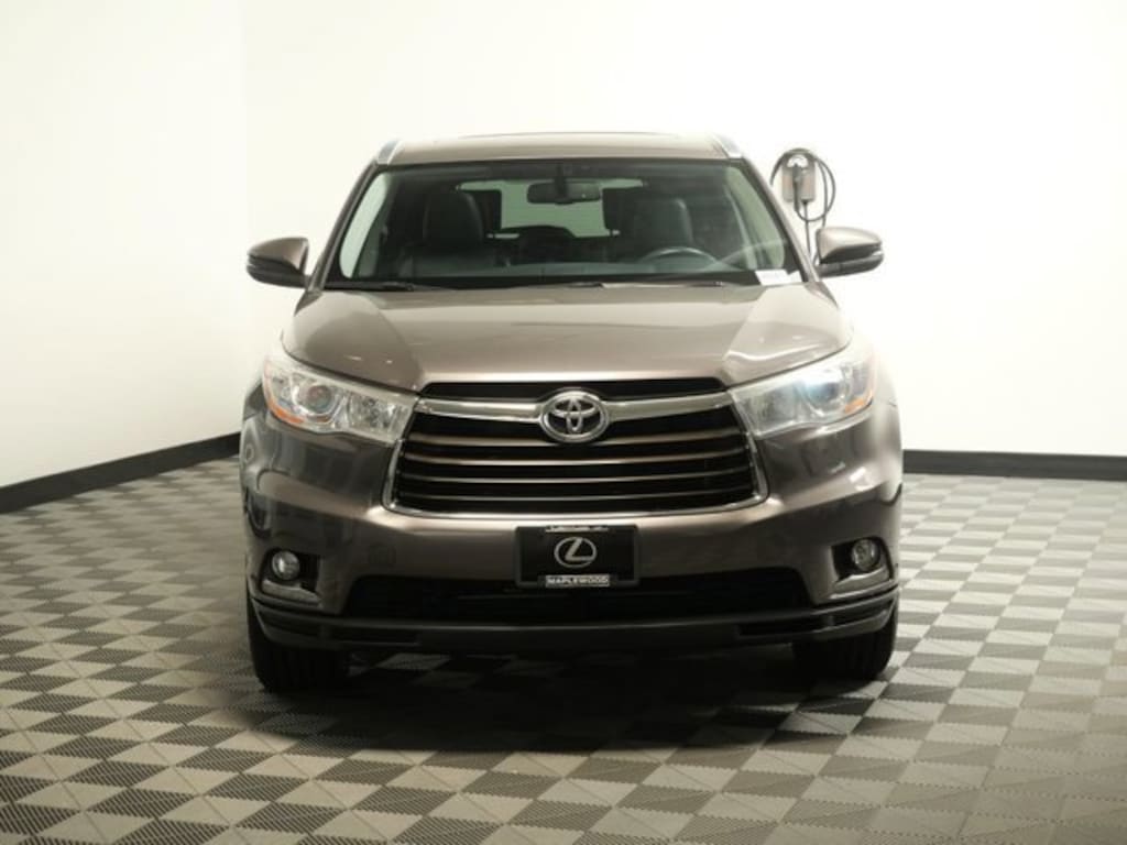 Used 2016 Toyota Highlander Limited SUV