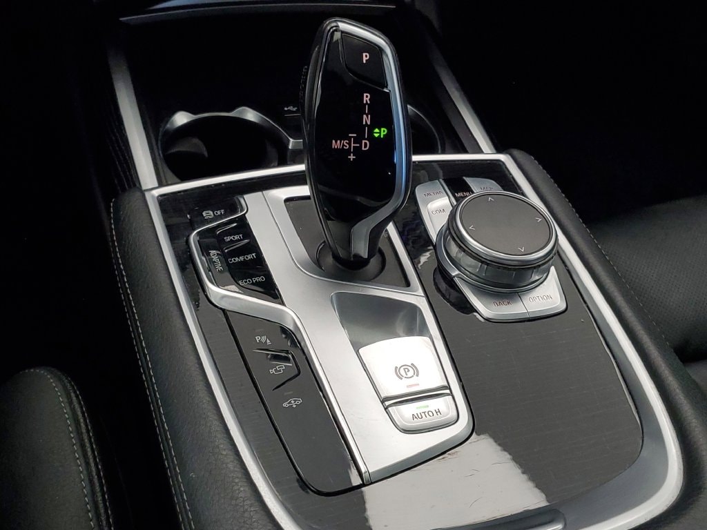 2022 BMW 7 Series 740i - Photo 27
