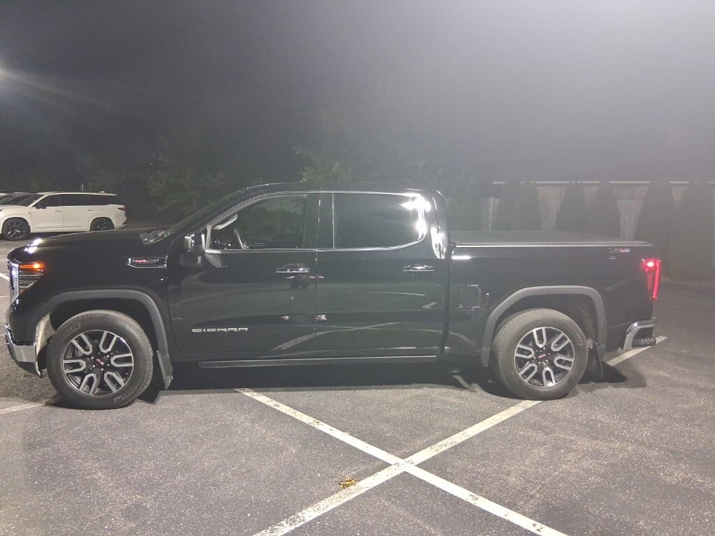 Used 2024 GMC Sierra 1500 SLT Truck