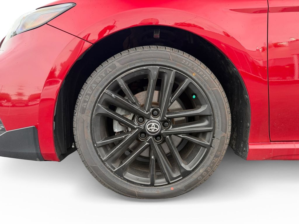 2025 Toyota Camry SE - Photo 30