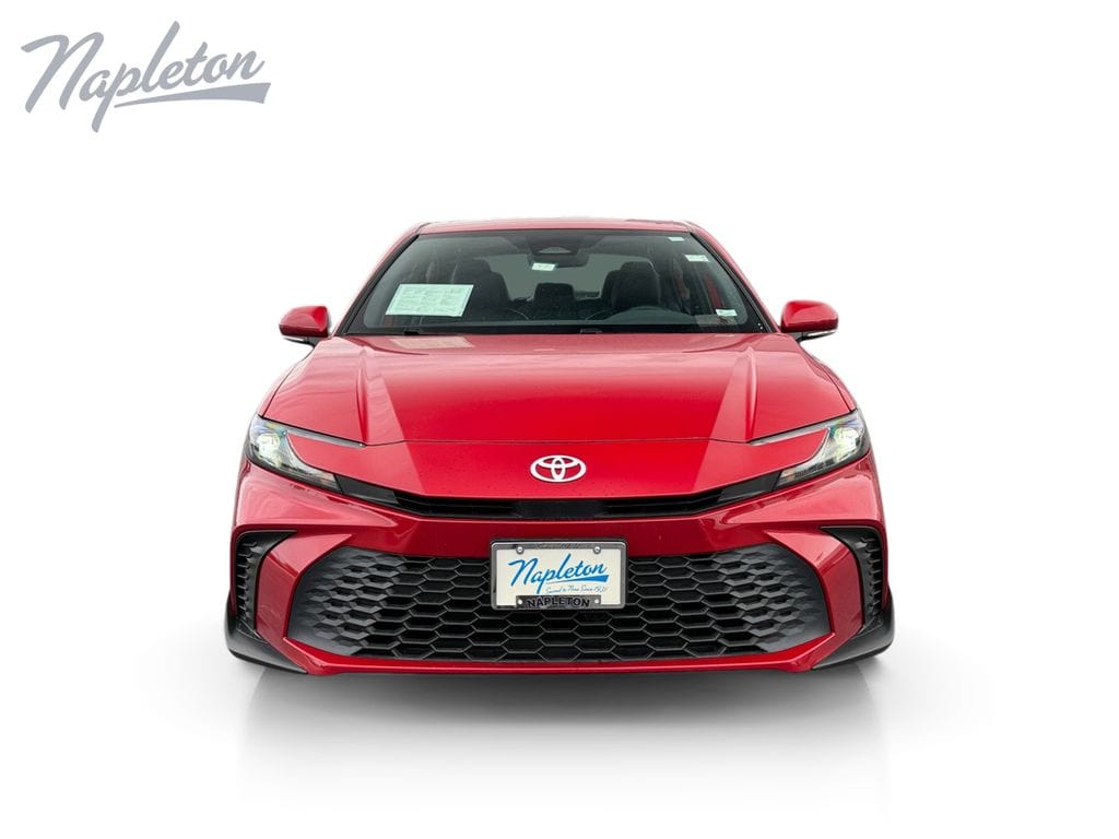 2025 Toyota Camry SE - Photo 9