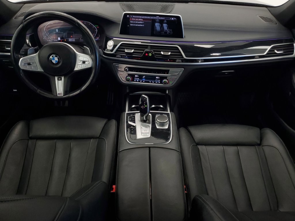 2022 BMW 7 Series 740i - Photo 17