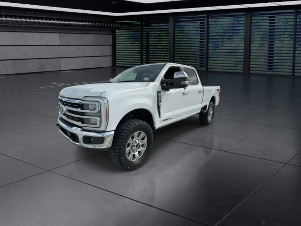 Used 2025 Ford F-250SD King Ranch Truck