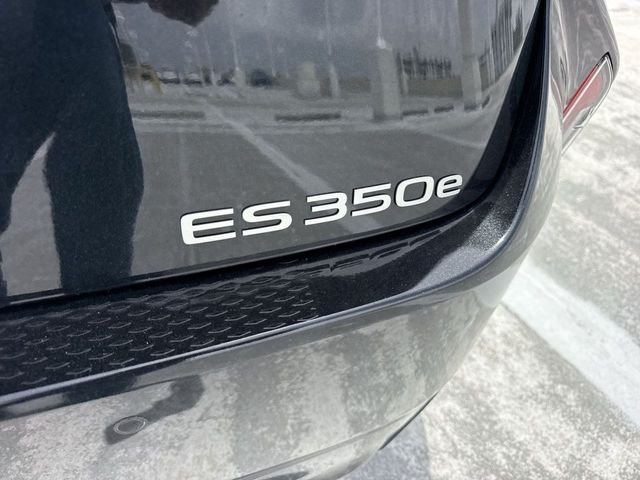 2026 Lexus ES BEV 350e Luxury - Photo 25