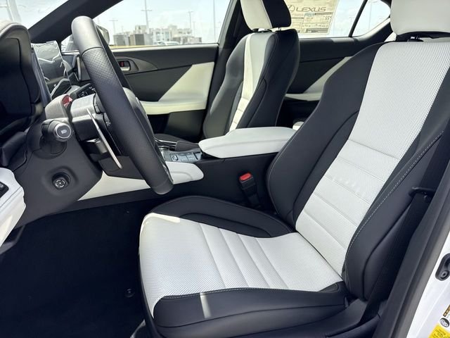 2026 Lexus IS 350 F SPORT - Photo 11