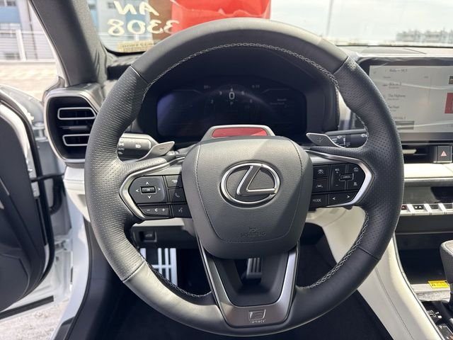 2026 Lexus IS 350 F SPORT - Photo 14