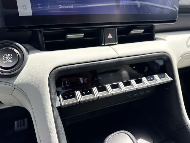 2026 Lexus IS 350 F SPORT - Photo 19