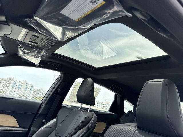 2026 Lexus ES BEV 350e Luxury - Photo 22