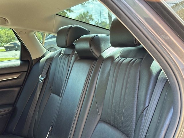 2022 Honda Accord Hybrid EX-L - Photo 19